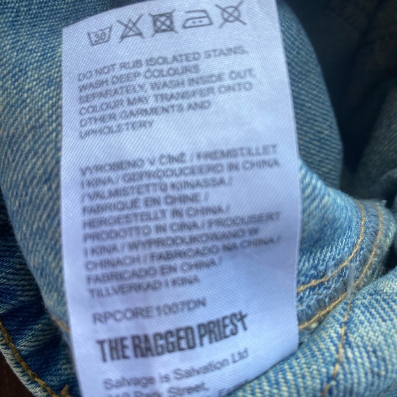 Anthropologie The Ragged Priest Blue Relaxed Wide Fit Jeans with Natural Fading - Picture 9 of 11